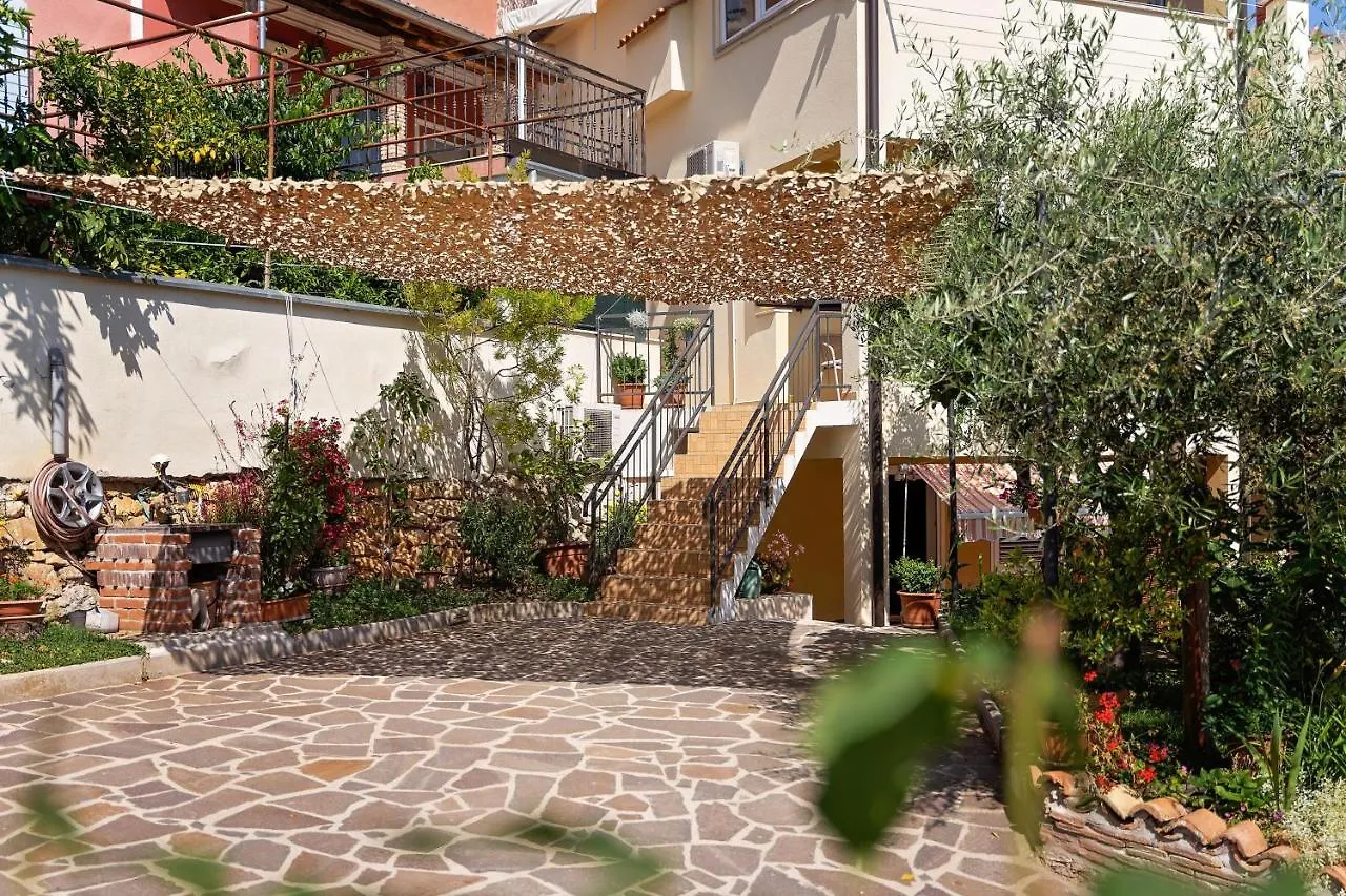 Apartments With A Parking Space Vrsar, Porec - 14164 0*, Vrsar Croatia