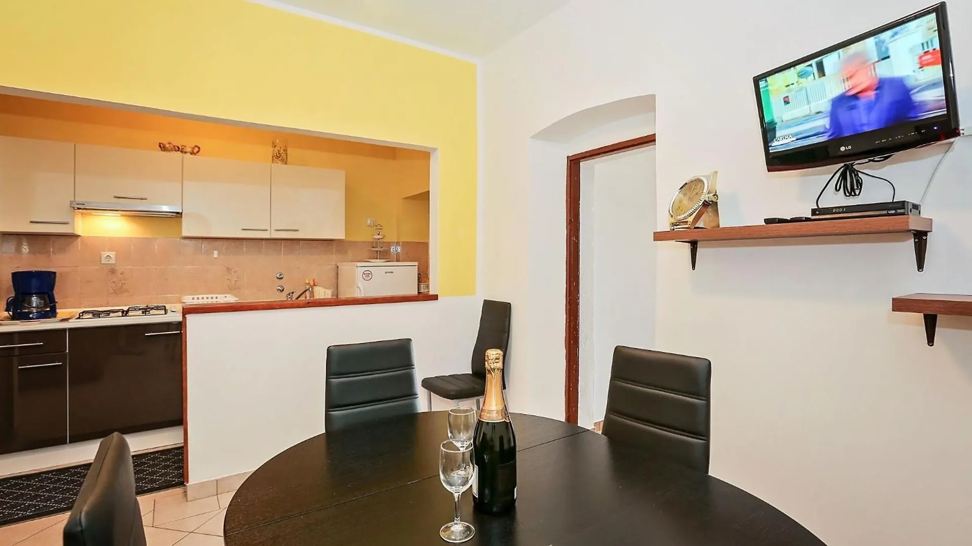 Apartments With A Parking Space Vrsar, Porec - 14164 0*, Vrsar Croatia