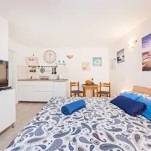 Degrassi Square Appartamento